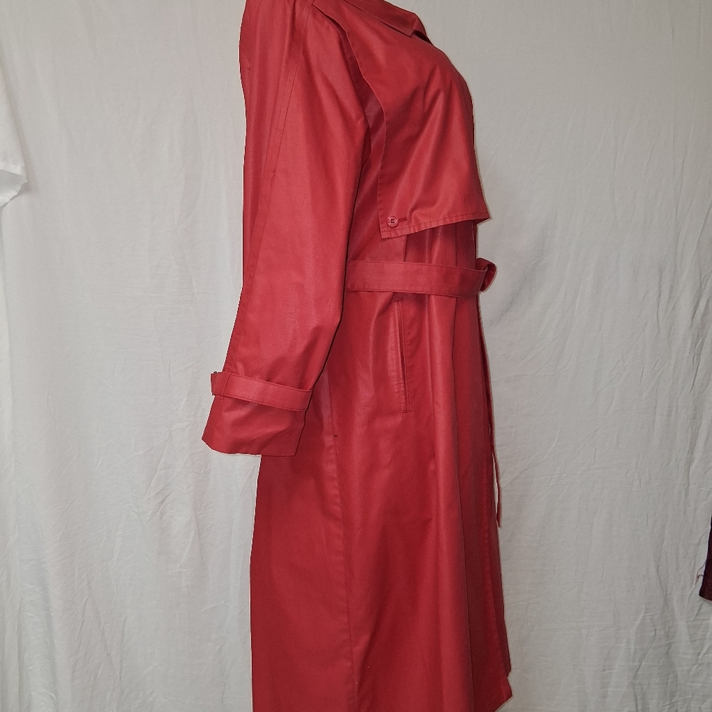 London Fog Vintage Vibrant Red Trench Coat Size 14 pet - Picture 12 of 17